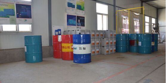 派乐特空压机配件仓库